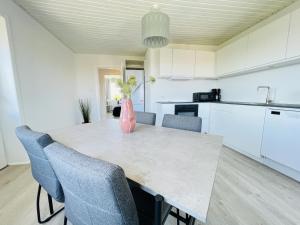 aday - Greenway 2 bedrooms apartment