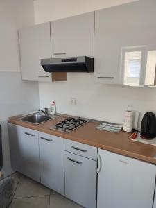 Apartments Kraljić I