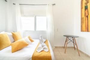 Villa Olive with Pool & SeaView