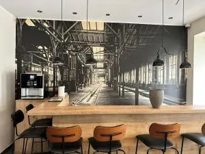 Hotel Fly ´ In - 霍伊森施塔姆