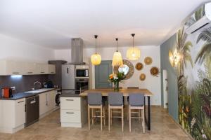 Appartements Mas 9 Romanin - Mas Provencal Familial : photos des chambres