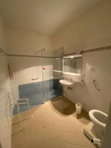 Hotels HOTEL ST SEBASTIEN : photos des chambres