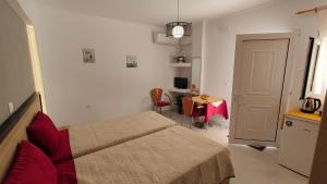 Central Excellence Apartment