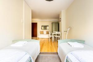 Victus Apartamenty, Apartamenty CADENA