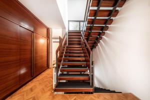 Porsche Villa mit Garten und Garage in Bestlage von Döbling in Wien