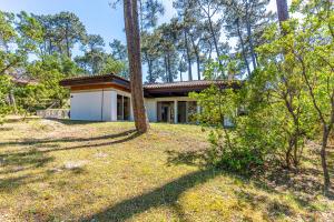 Maisons de vacances Bungalow sous les pins pres du Lac : photos des chambres