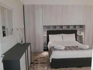 Casa Induddi - 图列