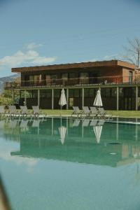 Solterra Poolhouse 1