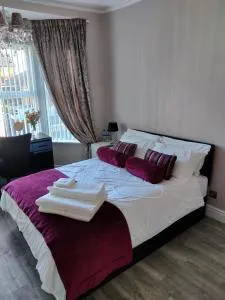 Liverpool Lux stay - Deysbrook