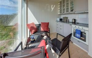 3 Bedroom Awesome Home In Nyhamnsläge