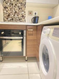 Priceless Cove. Garden Cottage