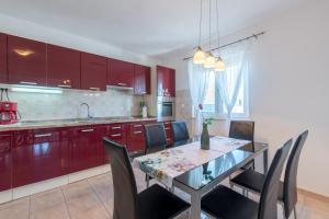 Apartment Gorana