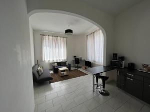 Belle maison quartier Henriville, proche centre