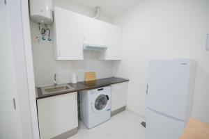 For You Rentals Encantador y único estudio TEMPORAL en EL CENTRO MLU4B1