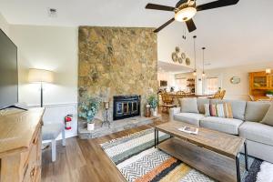 Charming Condo on Sky Valley Golf Course!