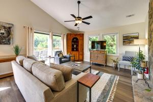 Charming Condo on Sky Valley Golf Course!