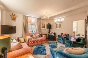 Host & Stay - The Old Paul Pry