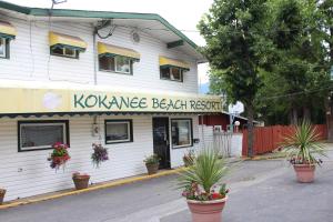 Kokanee Beach Resort