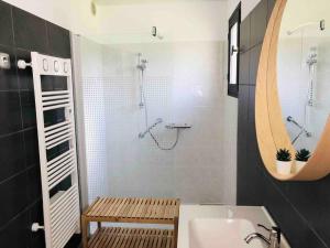 Appartements Grand studio 43m2 port de Perros Guirec : photos des chambres