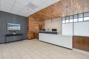 波特兰市场酒店 - 温哥华