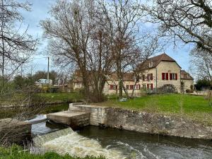 Hotels Moulin Le Fleurie : photos des chambres