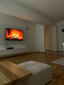 Golden Apartment