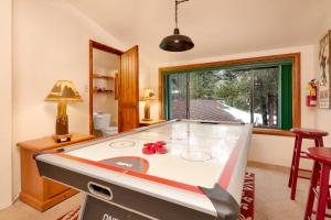 Swiss Delight by Big Bear Vacations Hot Tub Game Tables Central