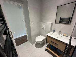 Appartements Studio cosy a 150m de la Plage de Nauzan avec jardin privatif et parking, Vaux-sur-Mer - FR-1-550-52 : photos des chambres