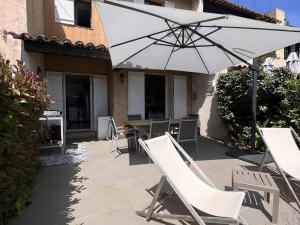 Maisons de vacances Mas 2 chambres avec piscine, tennis, parking et wifi - FR-1-726-24 : photos des chambres