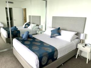 Absolute Waterfront - Tropical Oasis Over The Water