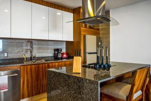 Blue Horizon 1101 at Residences