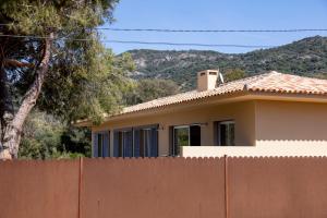 Villas Villa Les Lentisques : photos des chambres