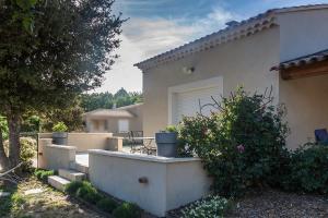 Maisons de vacances Le JARDIN DES DELIS gite NEUF avec piscine bio UV : photos des chambres