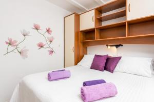 Apartments with parking space Rovinj - 2288