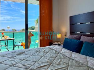 LIMA con piscina y vista al mar