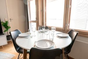 2ndhomes Stylish 1BR home with Balcony and Sauna in Kamppi Center