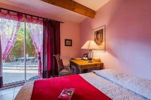 B&B / Chambres d'hotes La Bastide des Pins : photos des chambres