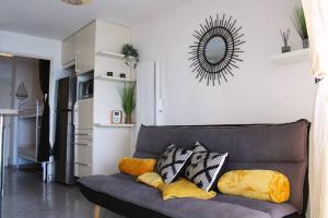 Appartements T1 Cabine 4 couchages vue mer ! : photos des chambres