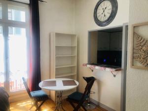 Appartements Le Gambetta T2 Cosy Hypercentre WIFI Fibre avec parking : photos des chambres