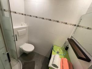 Maisonnette Studio bas Suquet, proche plage et palais