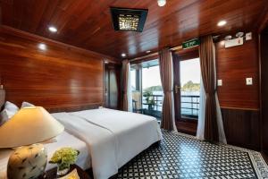 Suite có Ban công. (Suite with Balcony)