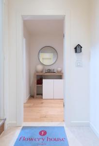 Flowery House Venice