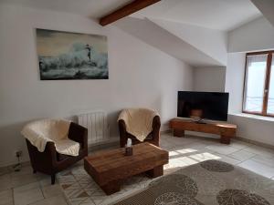 Maisons de vacances La Grange 3*** Gite authentique a 10 mn des plages : Maison 2 Chambres