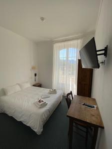 Hotels HOTEL ST SEBASTIEN : photos des chambres