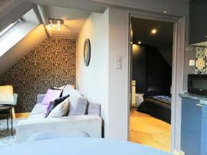 Appartements Glamour et Chic - L'Escale - NETFLIX, wifi, parking gratuit, centre-ville GARE a 500 m : photos des chambres