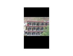 Hotel Grand shiva, Bramkhal - Dharāsu