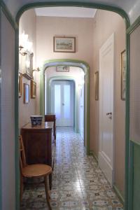 Conservatorio 16 Camera Bellini Elegante matrimoniale con bagno privato nel centro storico