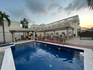 El Palacio Hotel & Resort
