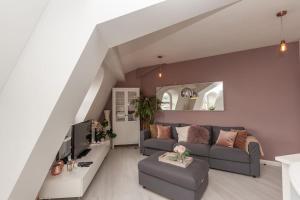 Shoppers Oasis - Heart of Leeds City Centre - Pass the Keys