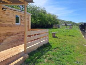 Chalets A la ferme dans le Luberon : photos des chambres